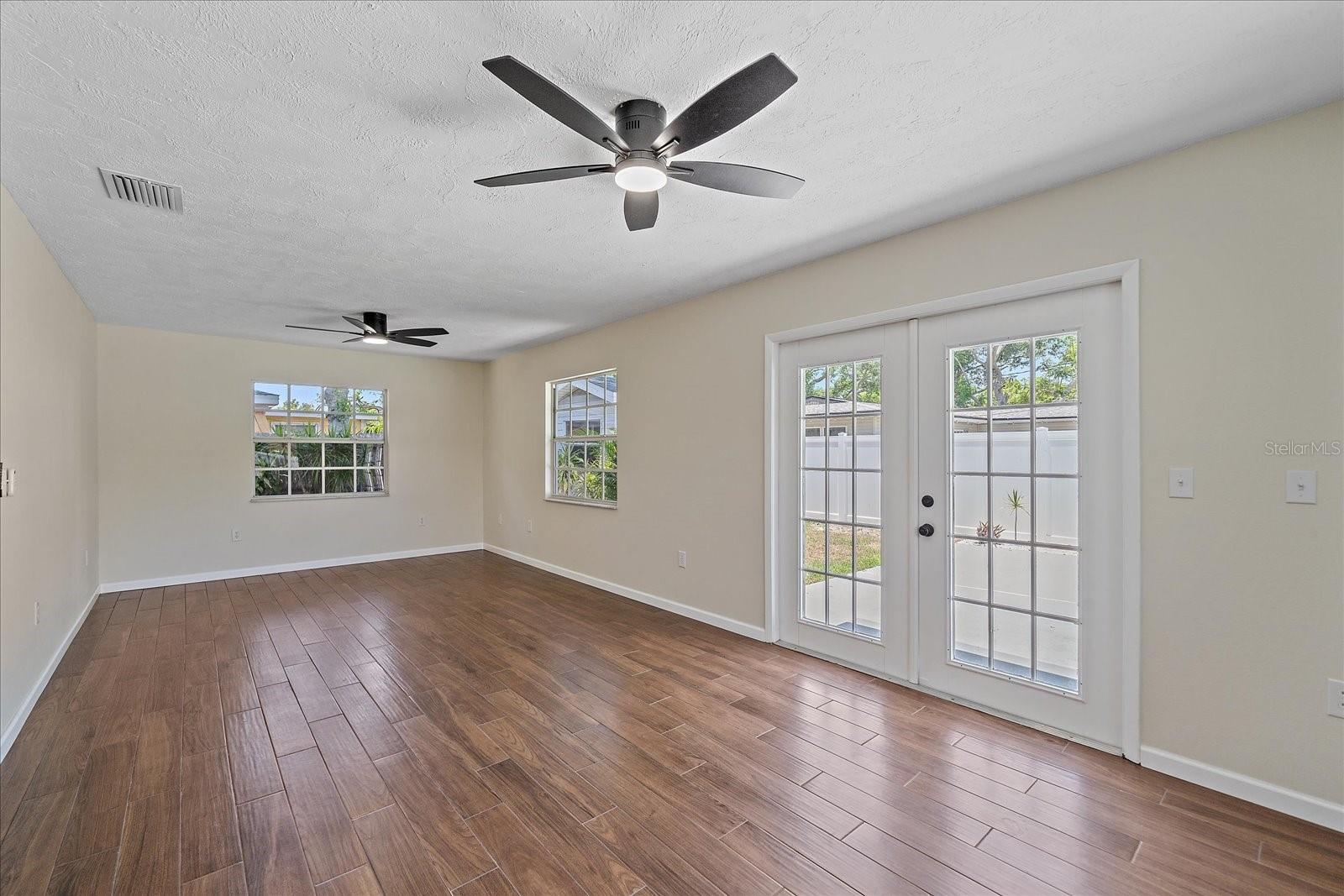 GLEN RIDGE - Residential Lease
