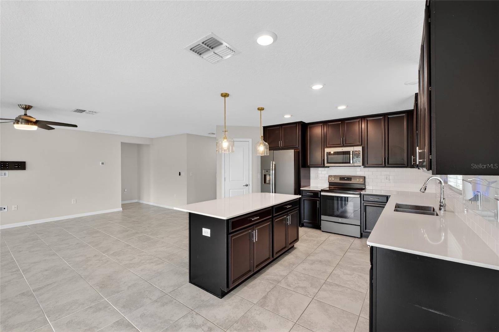 STONEYBROOK HILLS - Residential