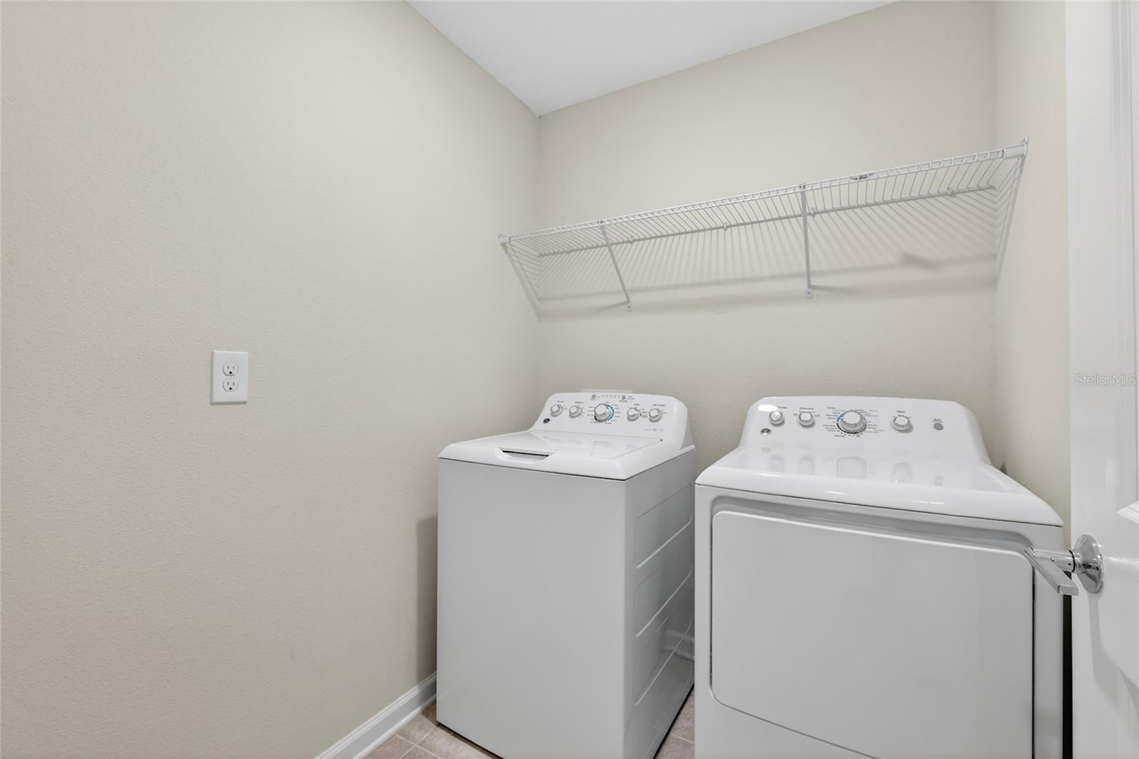 STONEYBROOK HILLS - Residential