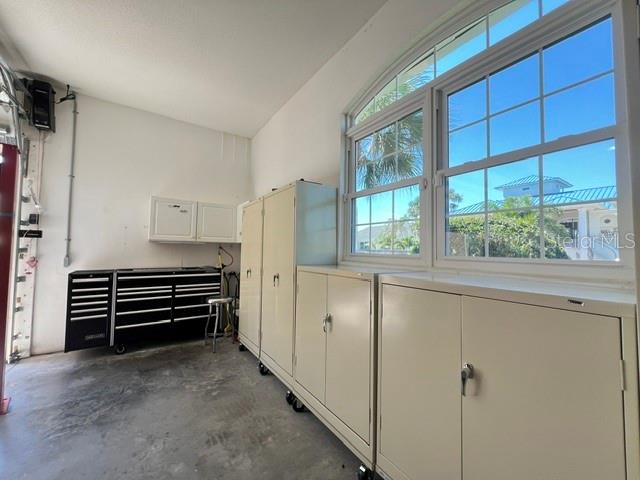 TIERRA VERDE UNIT 1 1ST REP - Residential