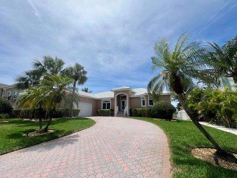 120 9TH STREET E TIERRA VERDE FL 33715