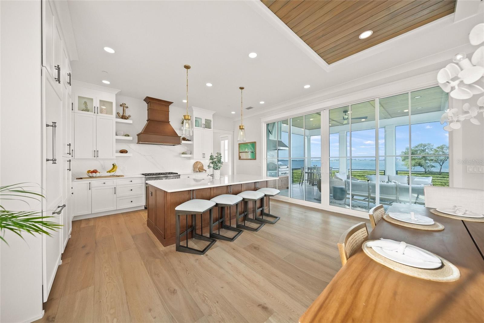 HARBOR SOUND - Residential