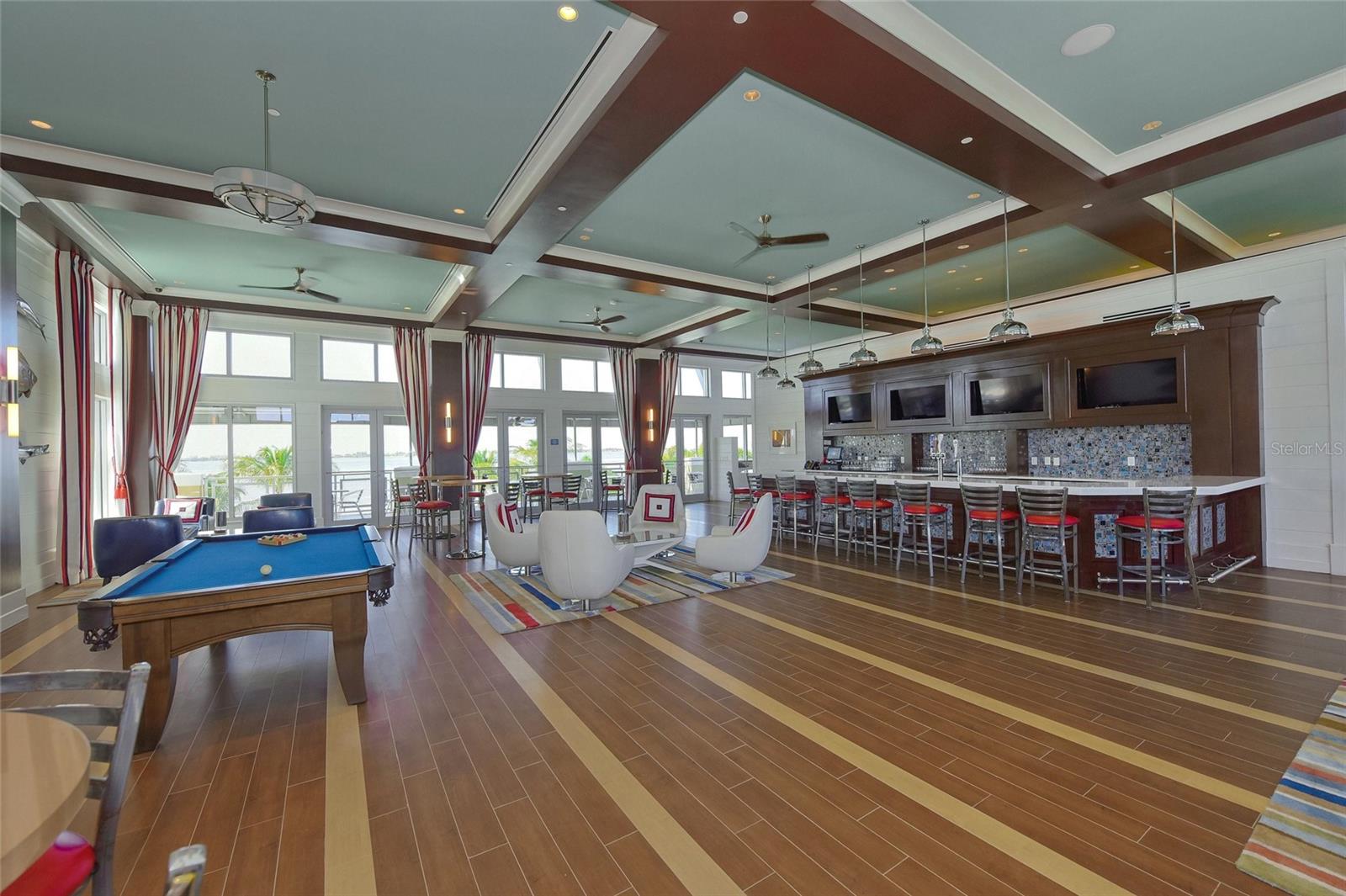 HARBOR SOUND - Residential