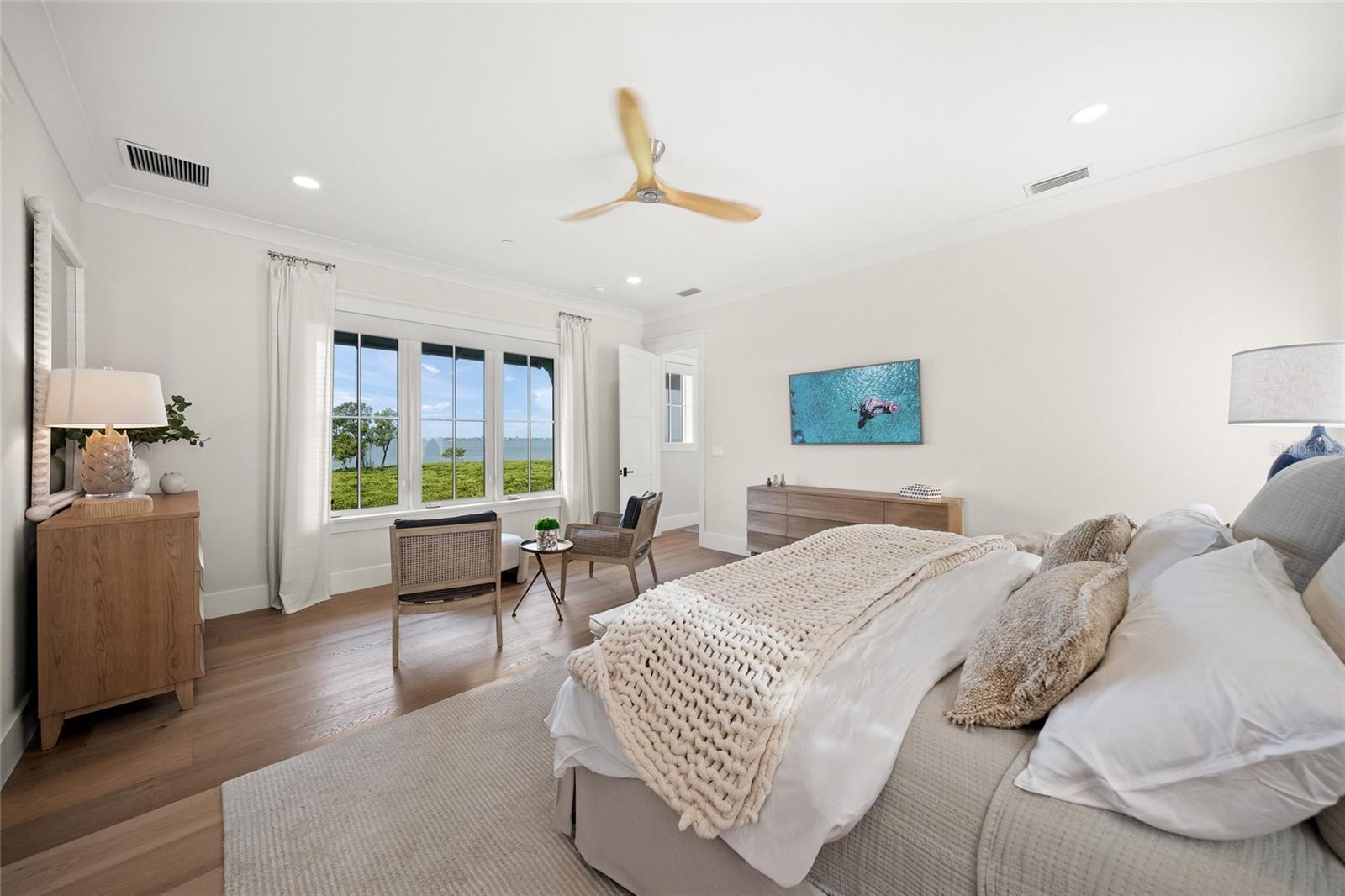 HARBOR SOUND - Residential