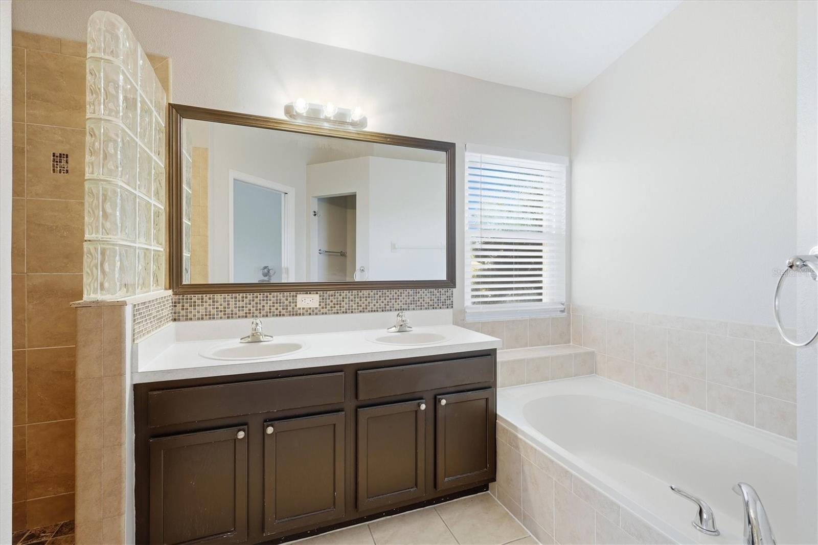 GREENBROOK VILLAGE SUBPHASE BB - Residential