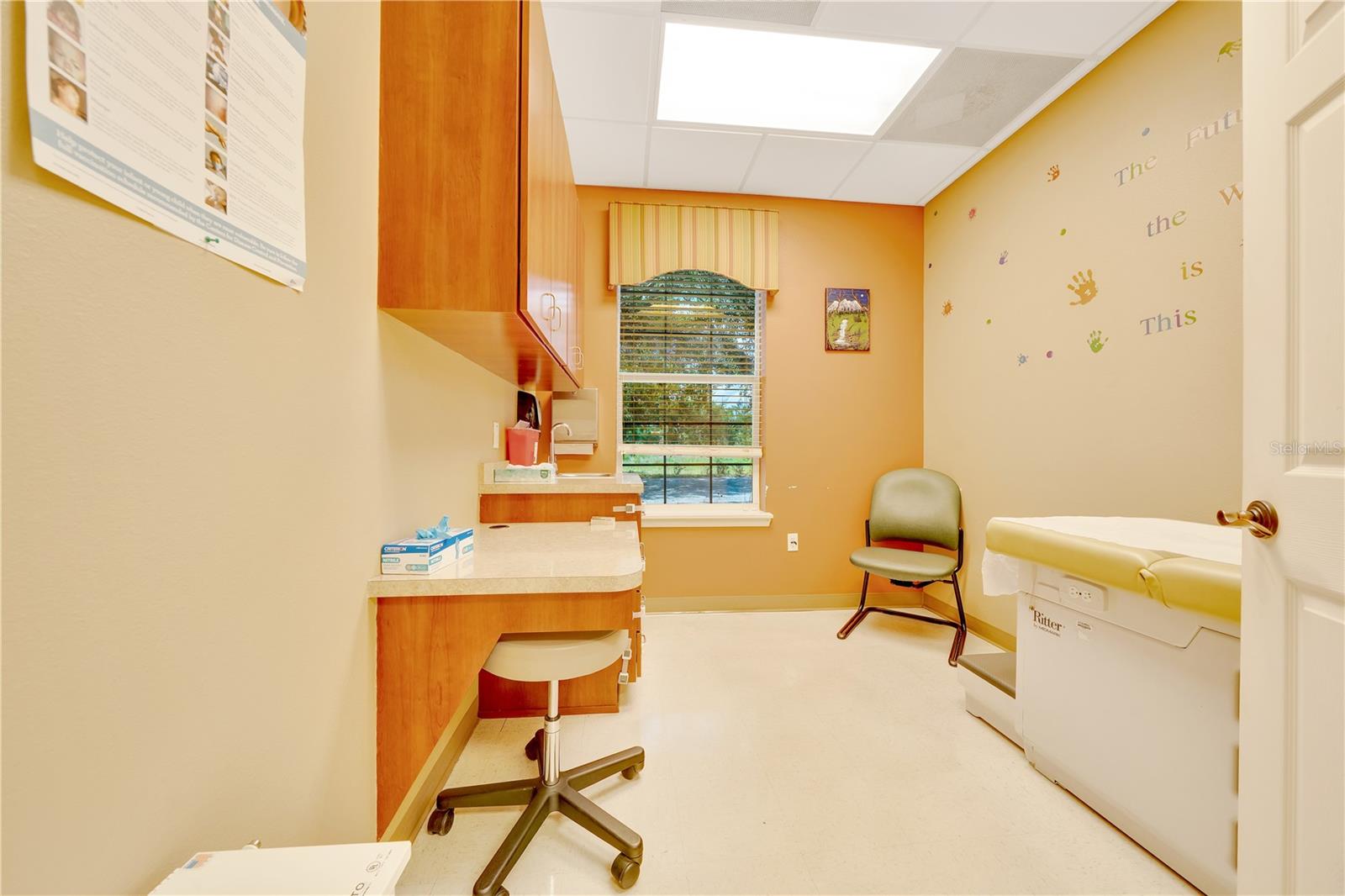 CHARLESTON PLACE - Commercial Sale