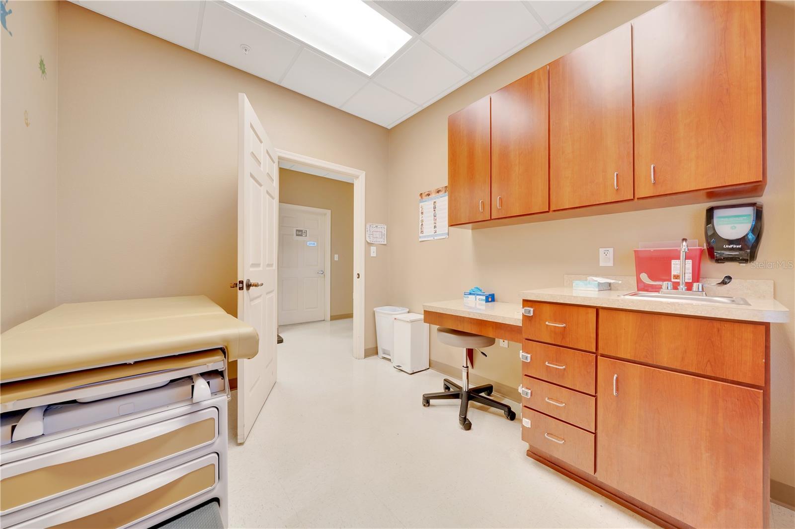 CHARLESTON PLACE - Commercial Sale