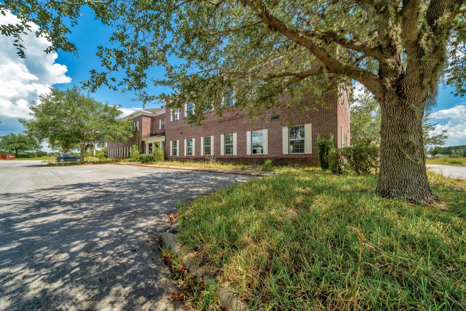 CHARLESTON PLACE - Commercial Sale
