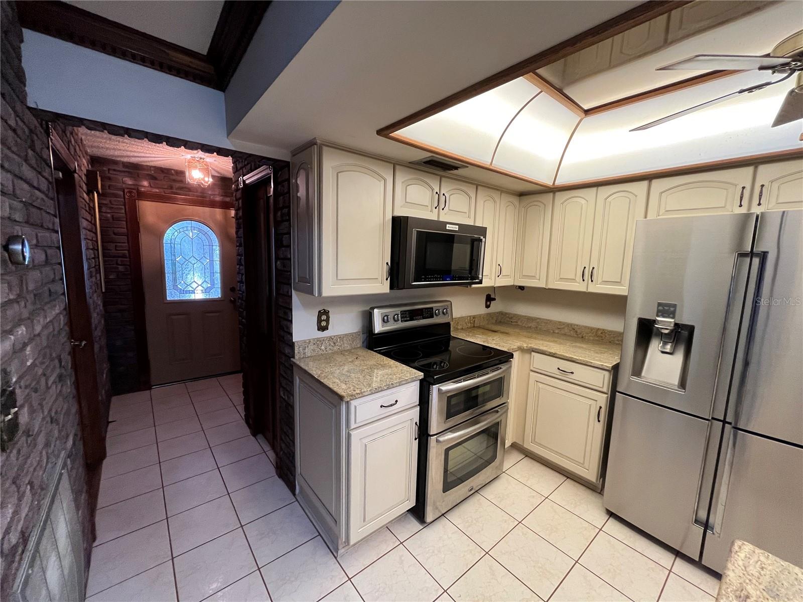 FOUR WINDS ESTATES UNIT 4 - Residential