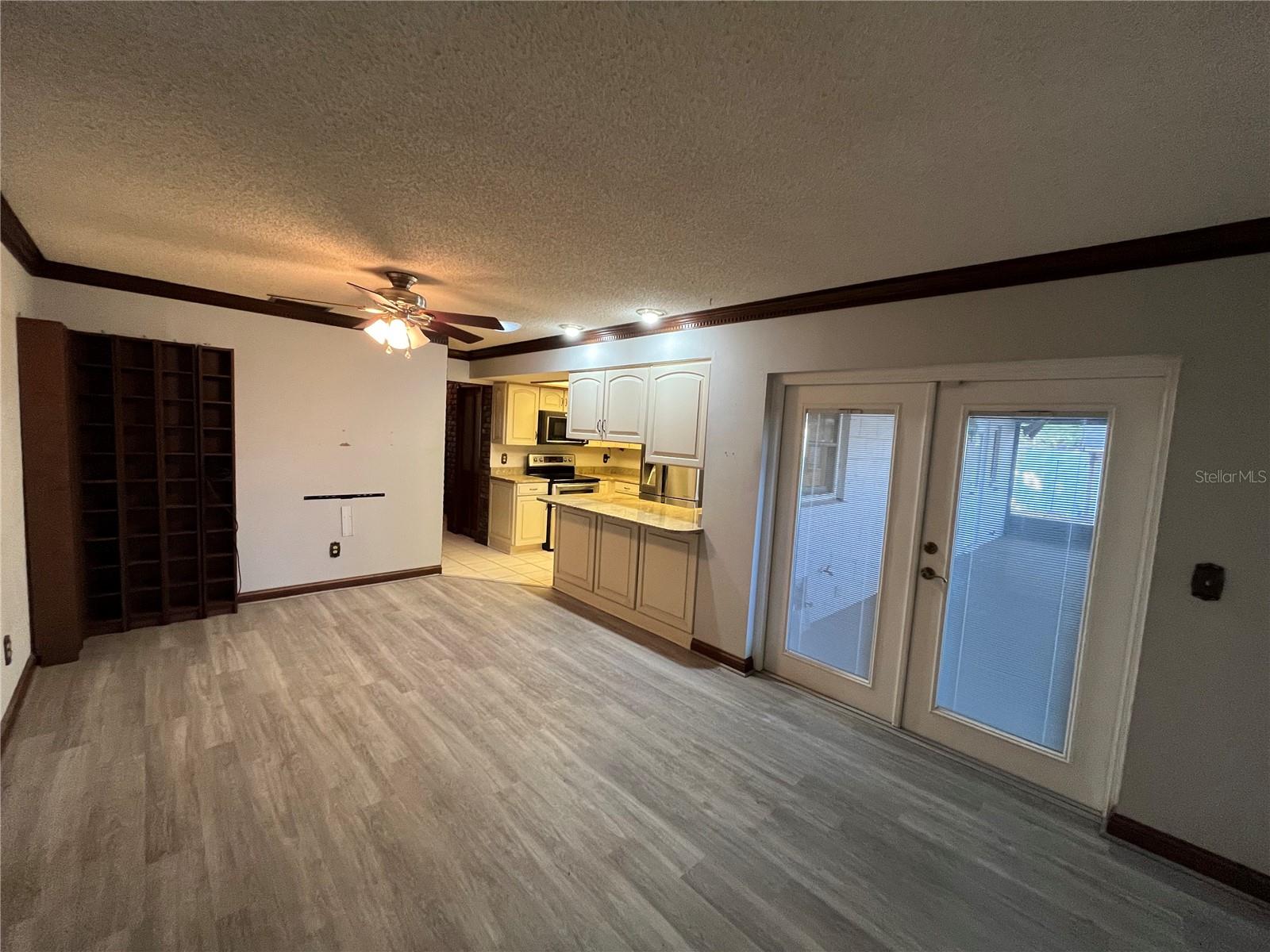 FOUR WINDS ESTATES UNIT 4 - Residential