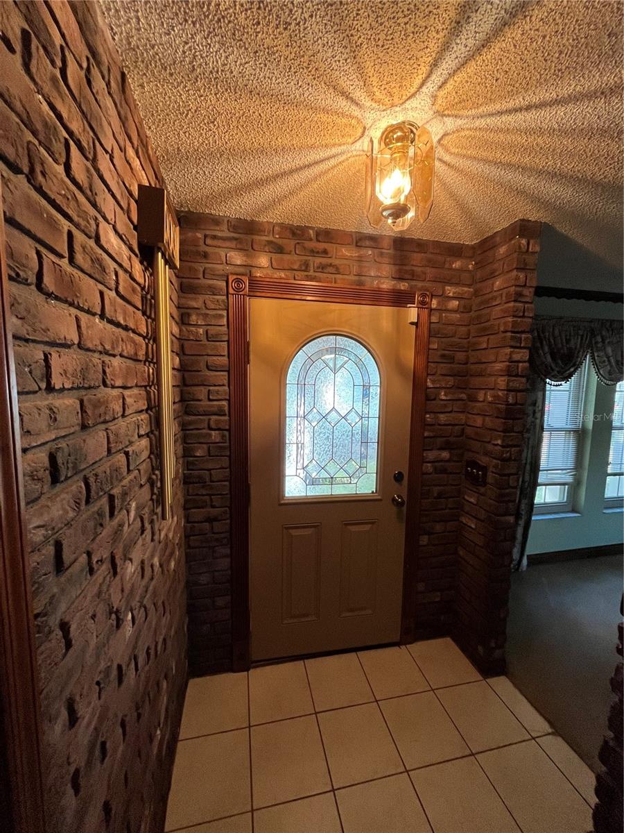 FOUR WINDS ESTATES UNIT 4 - Residential