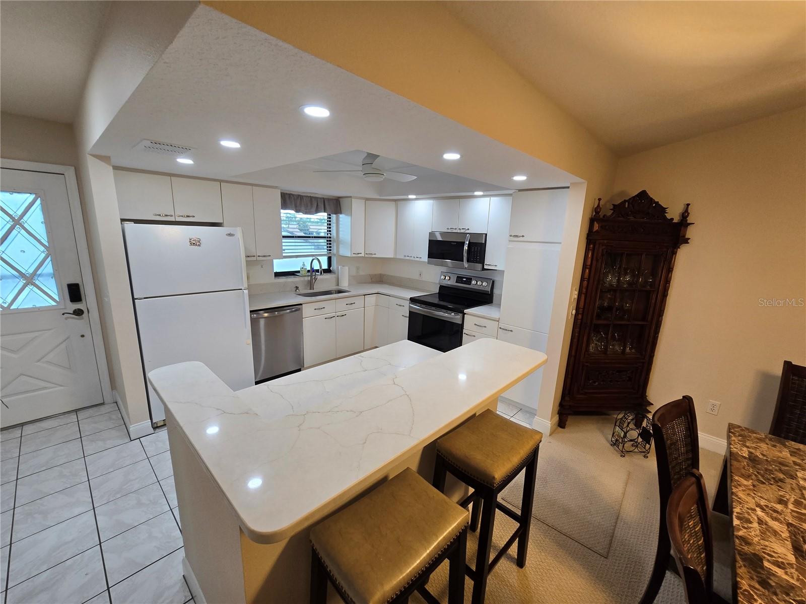 1211 CAPRI ISLES BOULEVARD 116