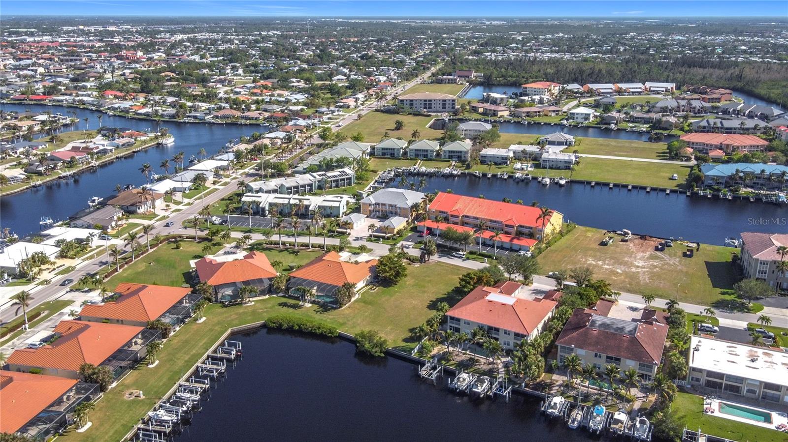 PUNTA GORDA ISLES SEC 14 - Land