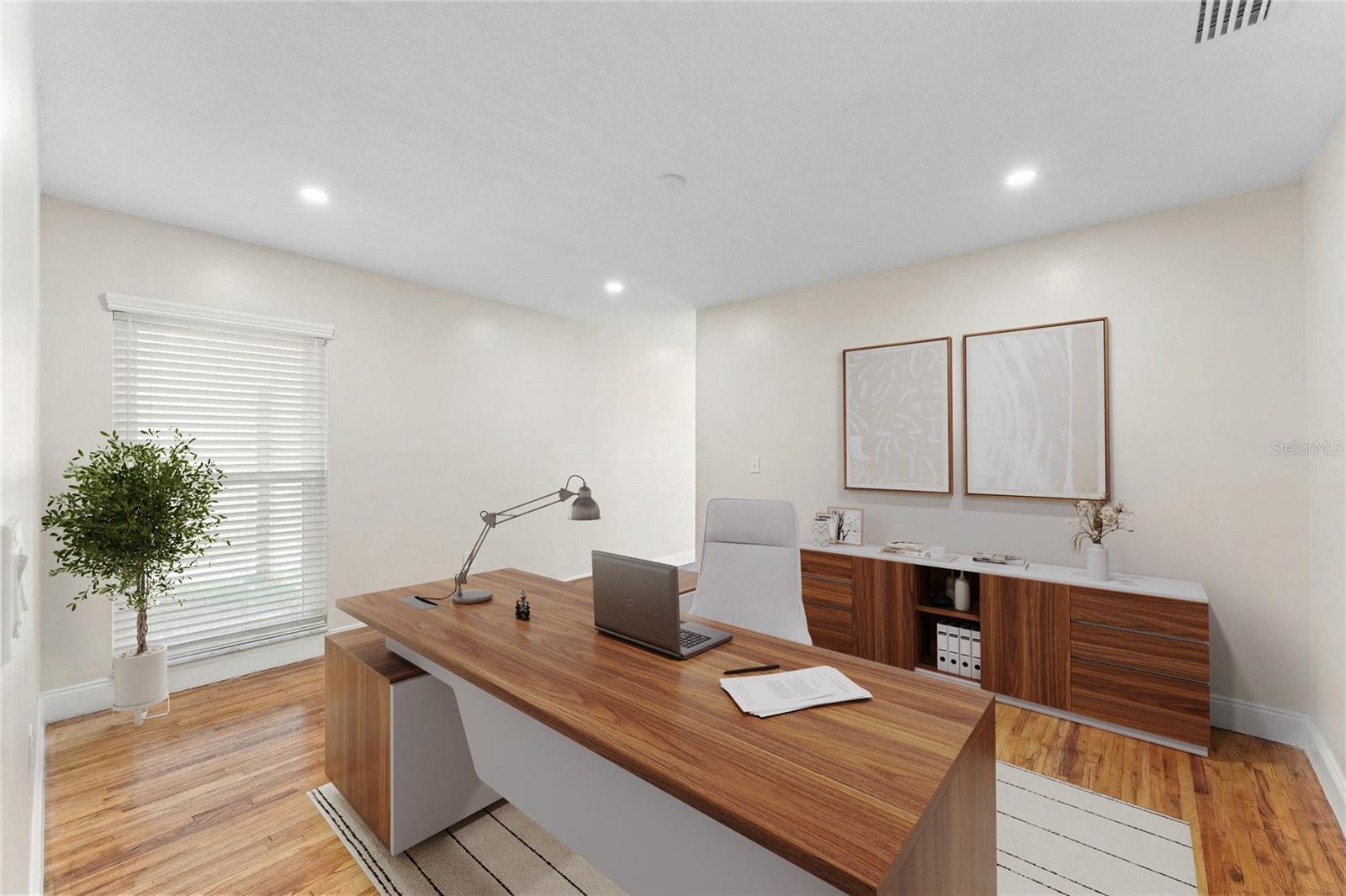 LAKE CONWAY ESTATES - Residential