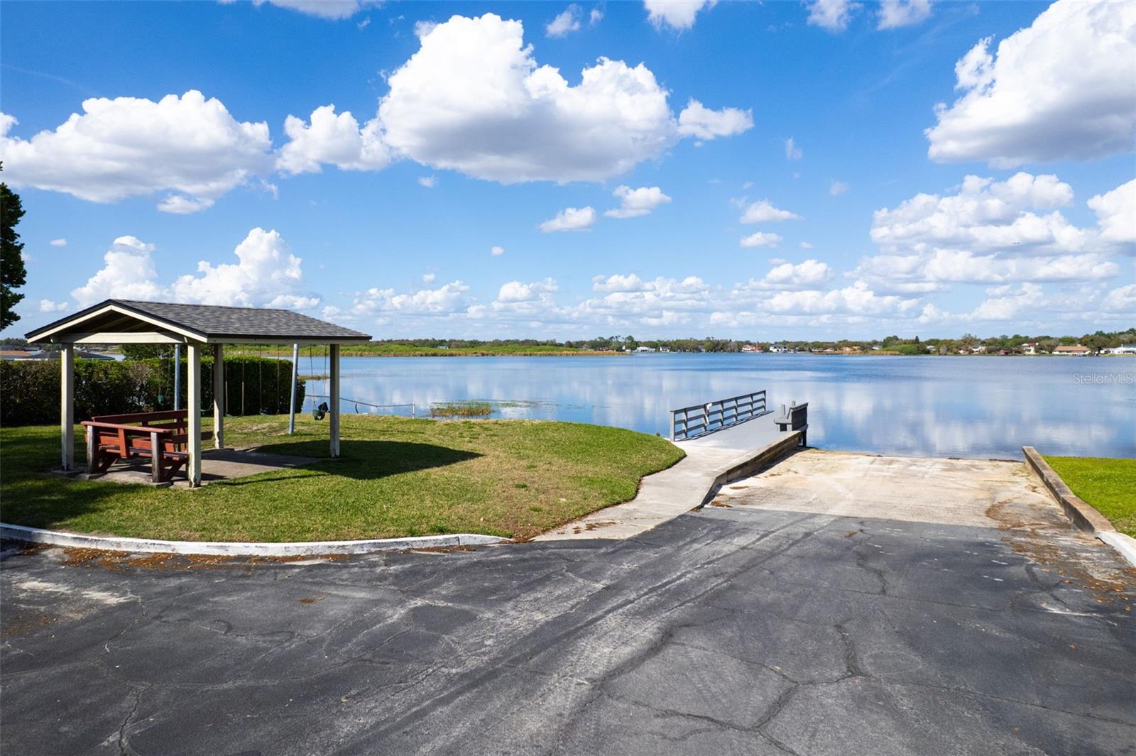 LAKE CONWAY ESTATES - Residential