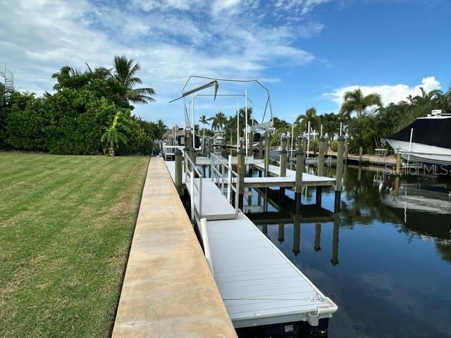 524 68TH STREET, HOLMES BEACH, FL, 34217 3 524 68TH STREET