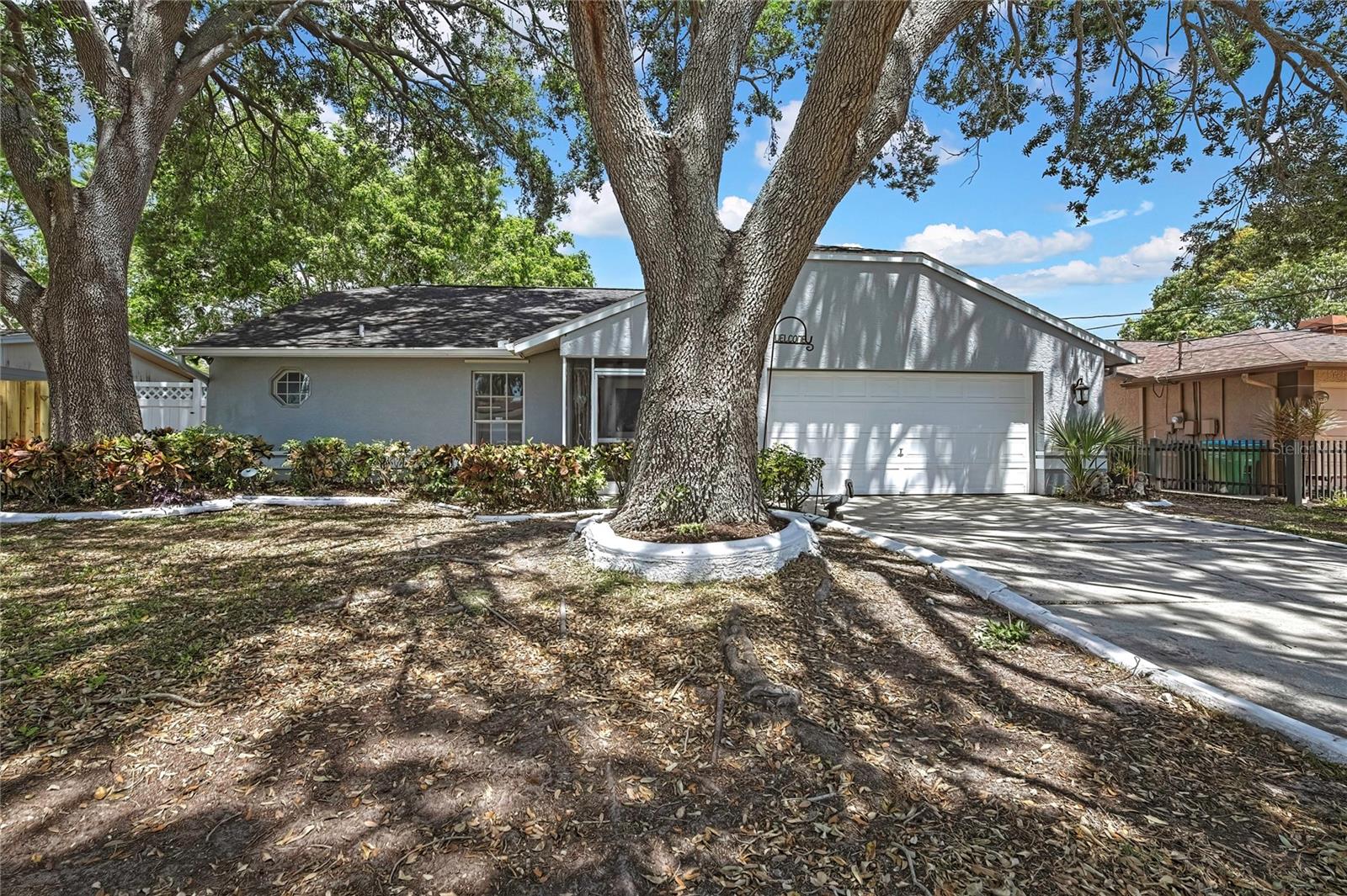 279 MAPLE AVENUE