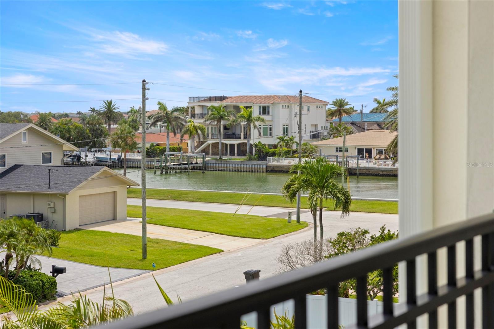 BELLEAIR BEACH YACHT CLUB ESTATES - Residential