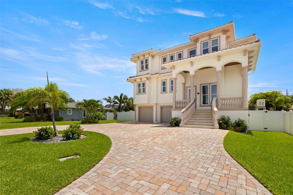 Photo of 3141 Hibiscus Drive W, Belleair Beach, FL 33786 (MLS # TB8408430)