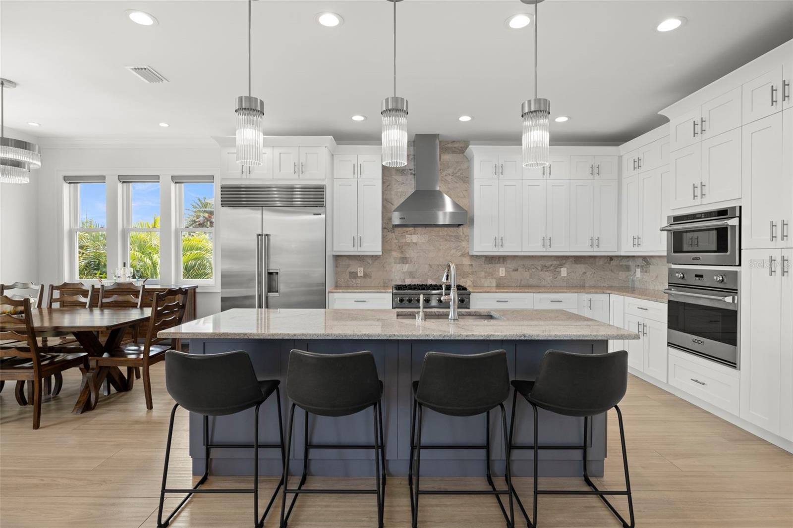 BELLEAIR BEACH YACHT CLUB ESTATES - Residential