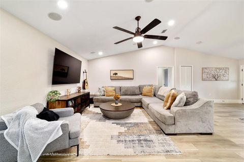 Tiny photo for 3453 SE 25th Avenue, Ocala, FL 34471 (MLS # OM727079)