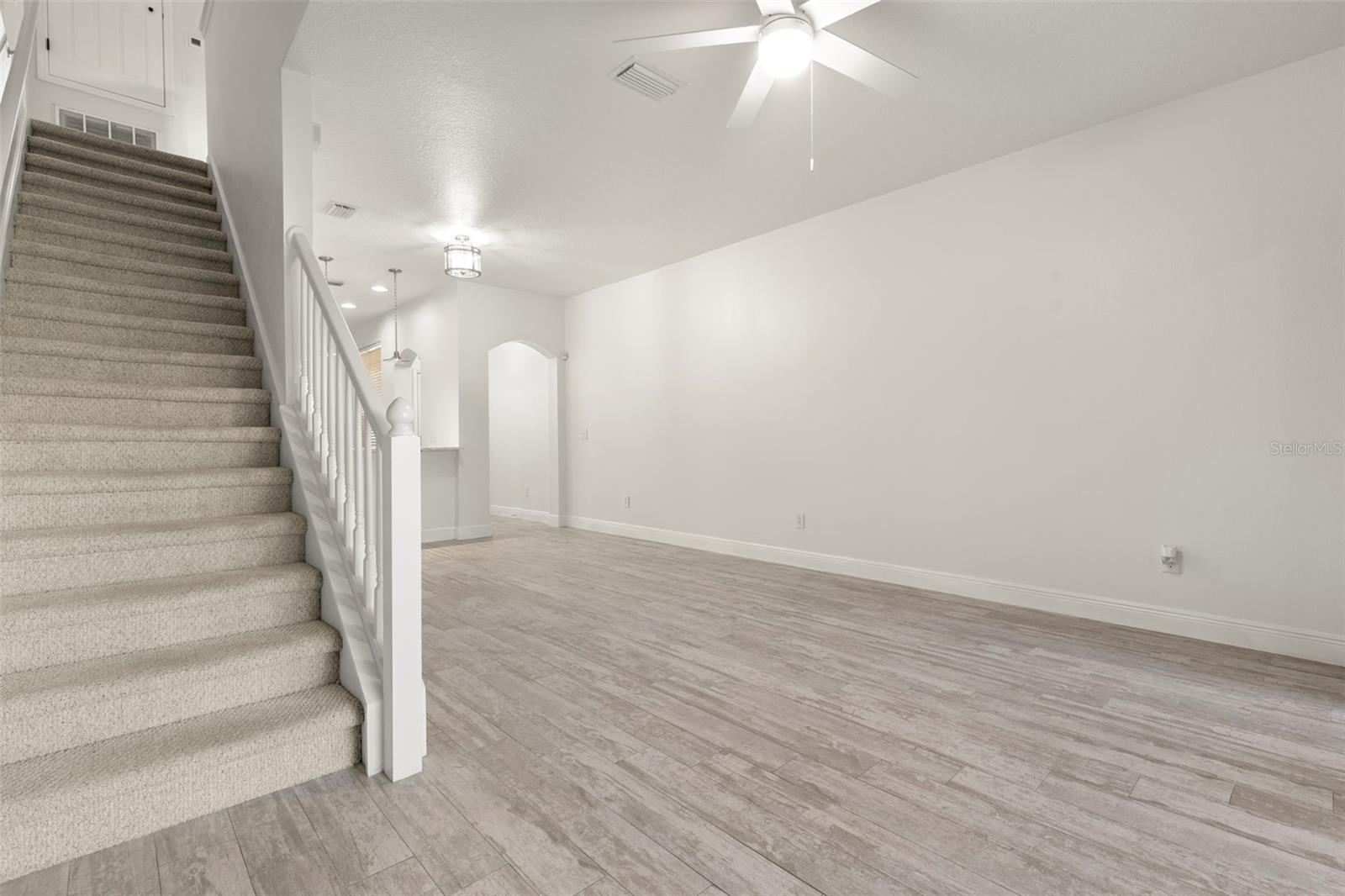 CYPRESS COVE TOWNHOMES LOT 3 BLOCK 21 - Residential Lease