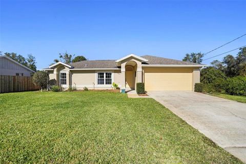 A home in DELAND