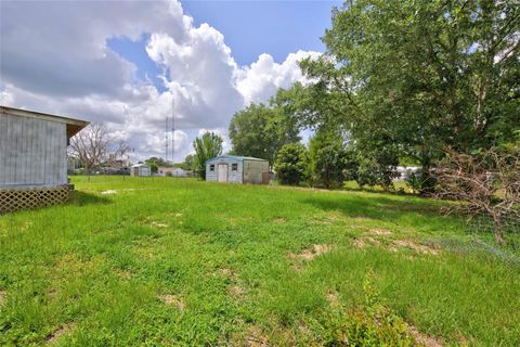 Tiny photo for 6766 NE 1st Place, Ocala, FL 34470 (MLS # OM727287)