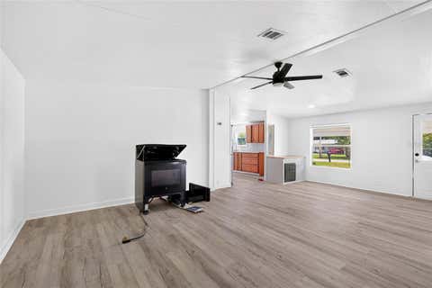 Tiny photo for 6766 NE 1st Place, Ocala, FL 34470 (MLS # OM727287)