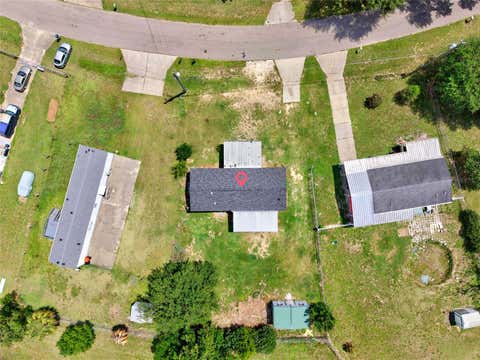 Tiny photo for 6766 NE 1st Place, Ocala, FL 34470 (MLS # OM727287)