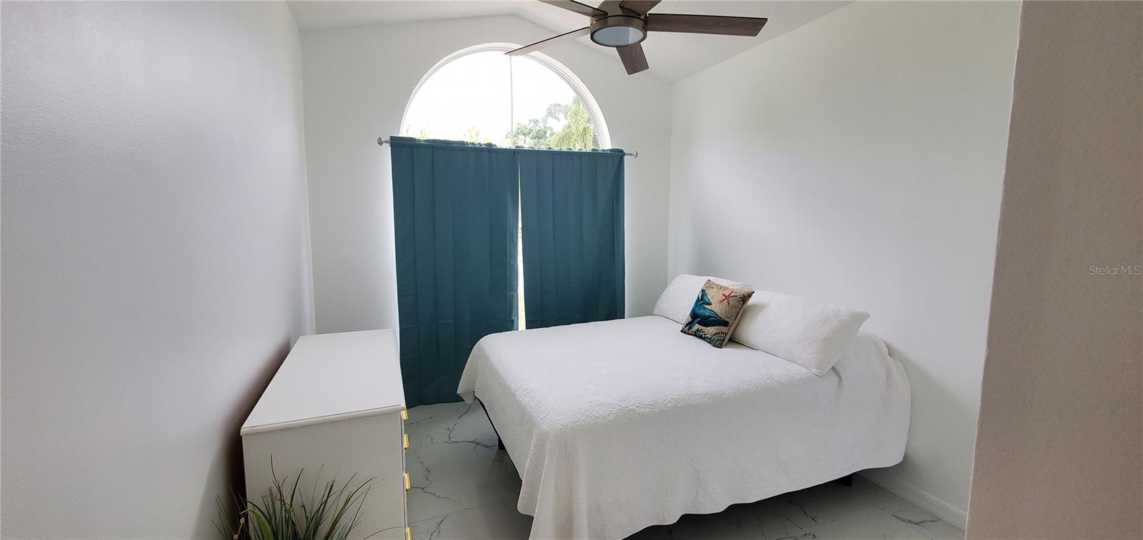 ROSEWOOD AT THE GARDENS - Residential