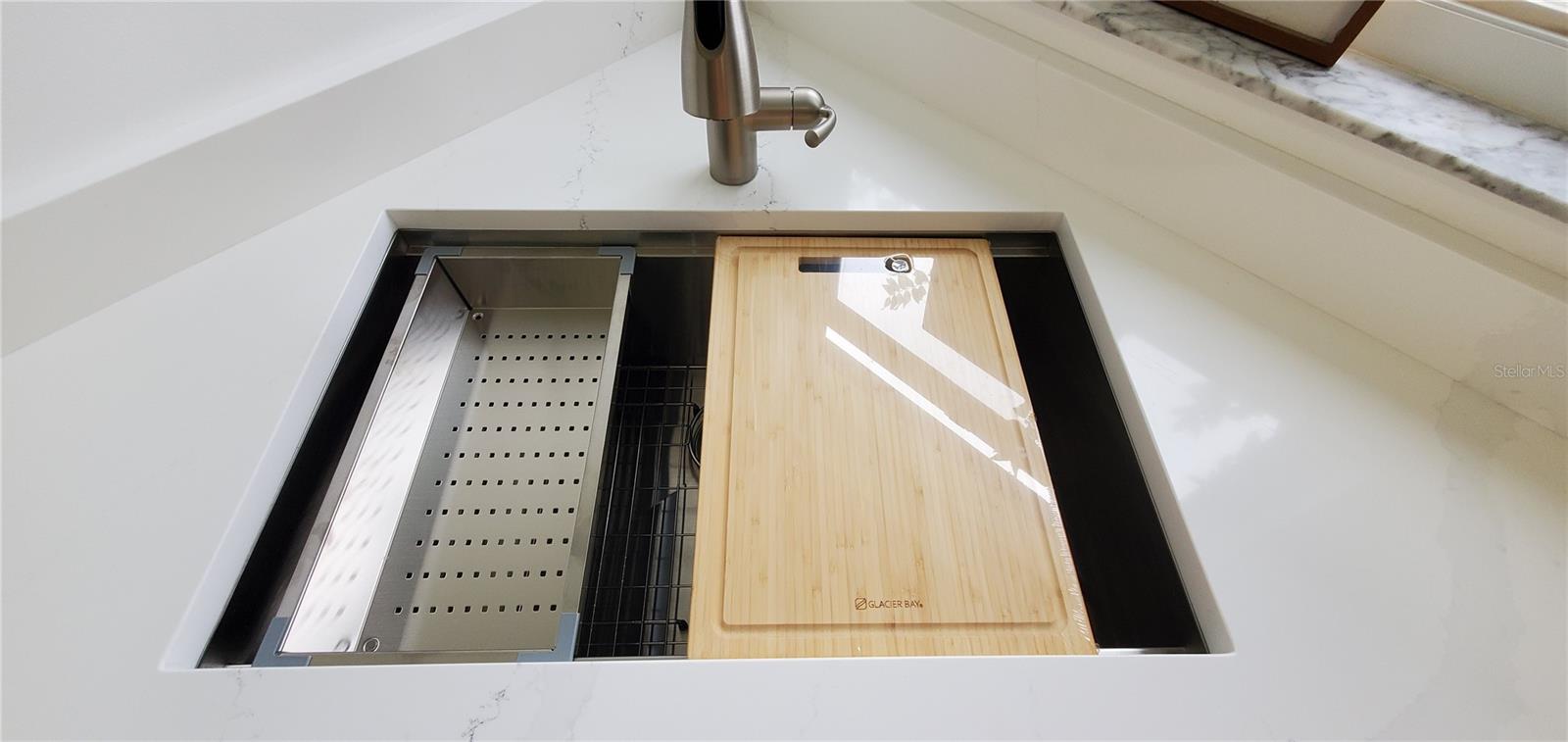 ROSEWOOD AT THE GARDENS - Residential