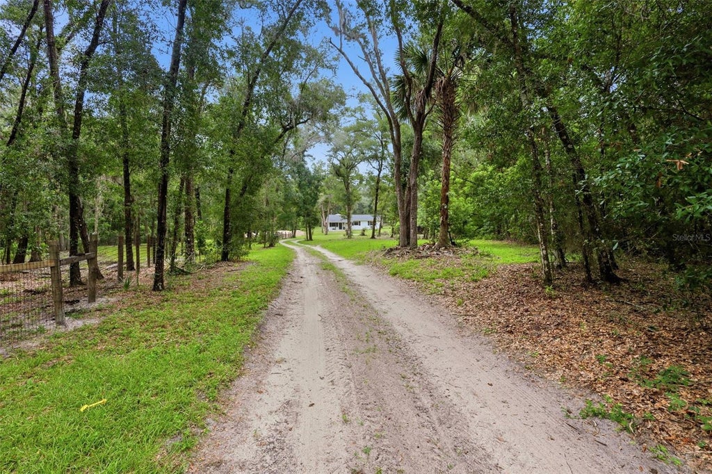 Photo of 1095 S Ridgewood Avenue, Deland, FL 32720 (MLS # V4951128)