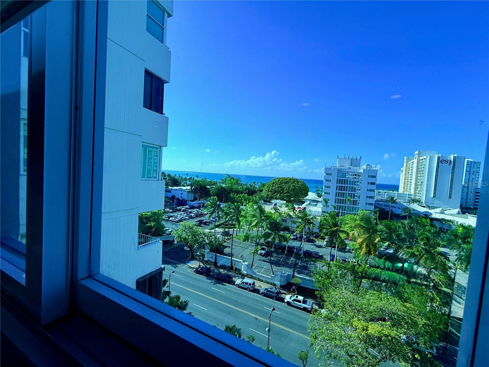 LOS PINOS COUNCIL OF OWNERS - Residential