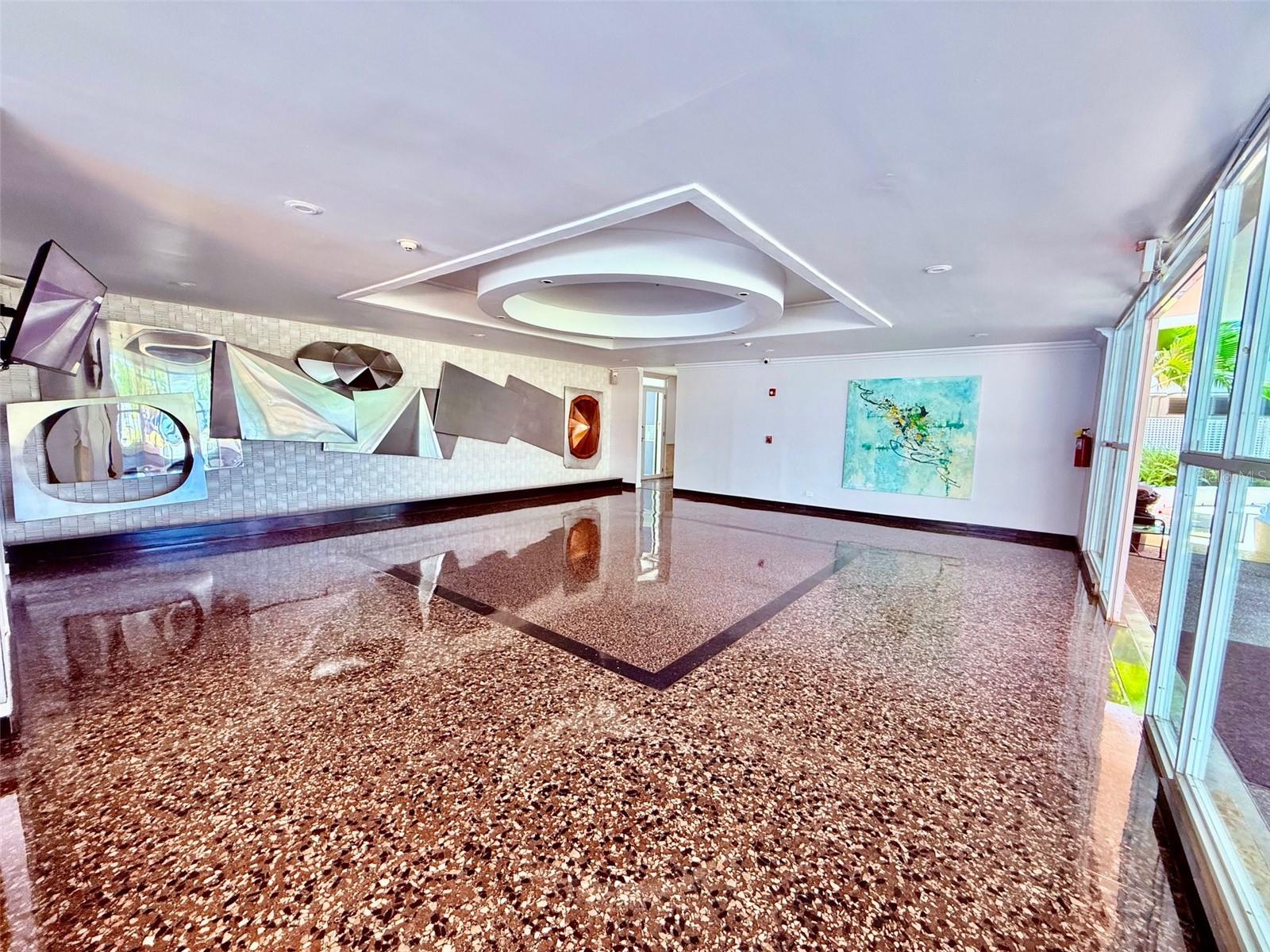 LOS PINOS COUNCIL OF OWNERS - Residential