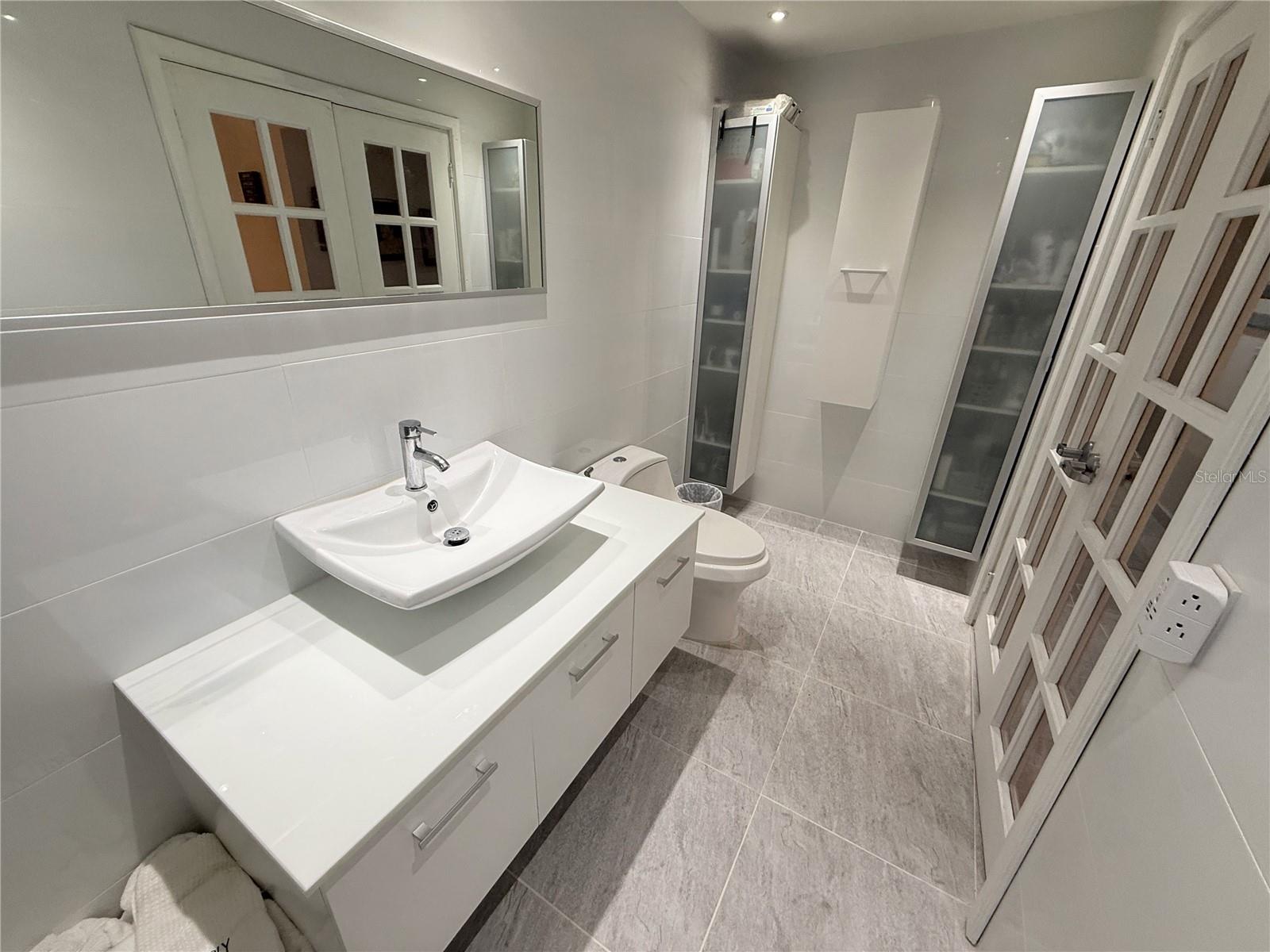 LOS PINOS COUNCIL OF OWNERS - Residential