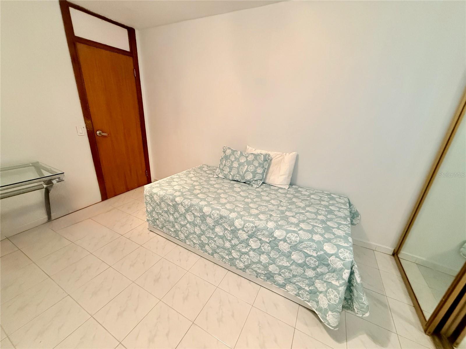 LOS PINOS COUNCIL OF OWNERS - Residential