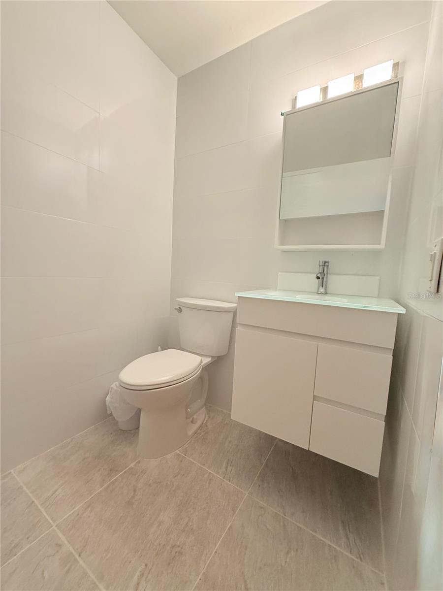 LOS PINOS COUNCIL OF OWNERS - Residential