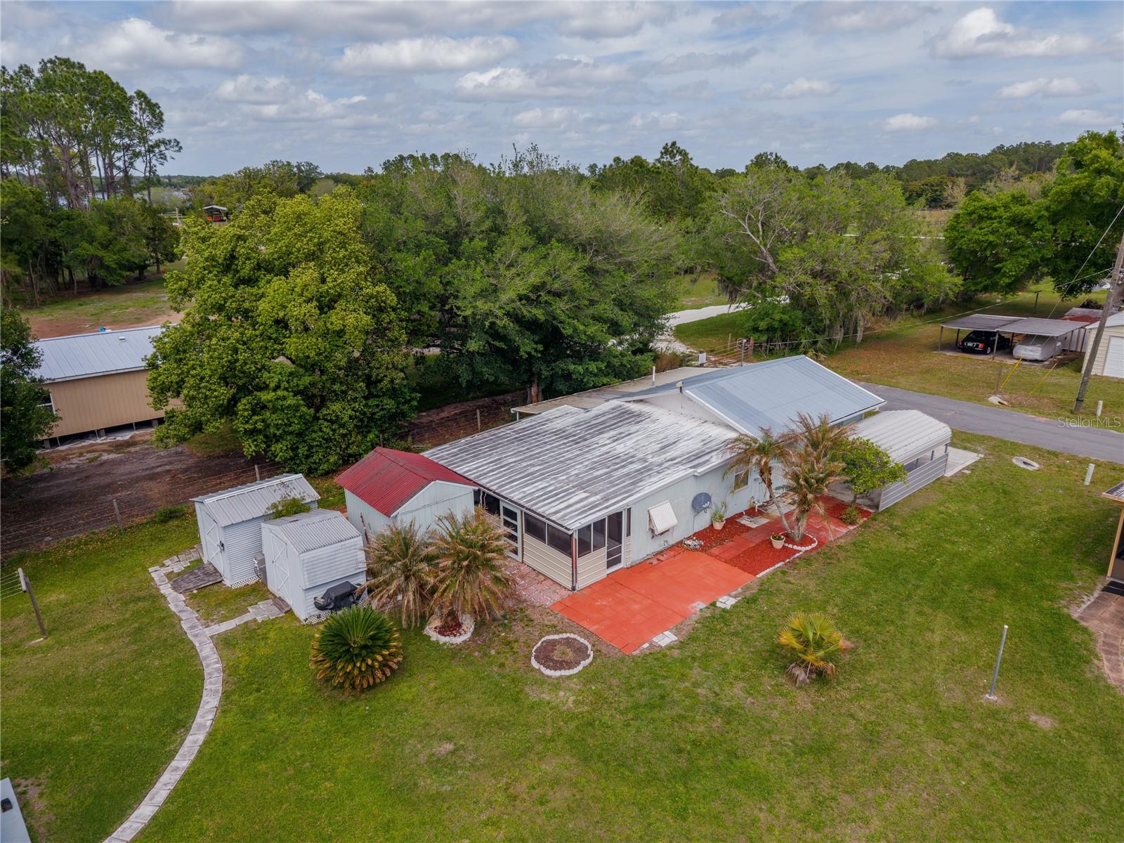 PINE GROVE PARK - Residential