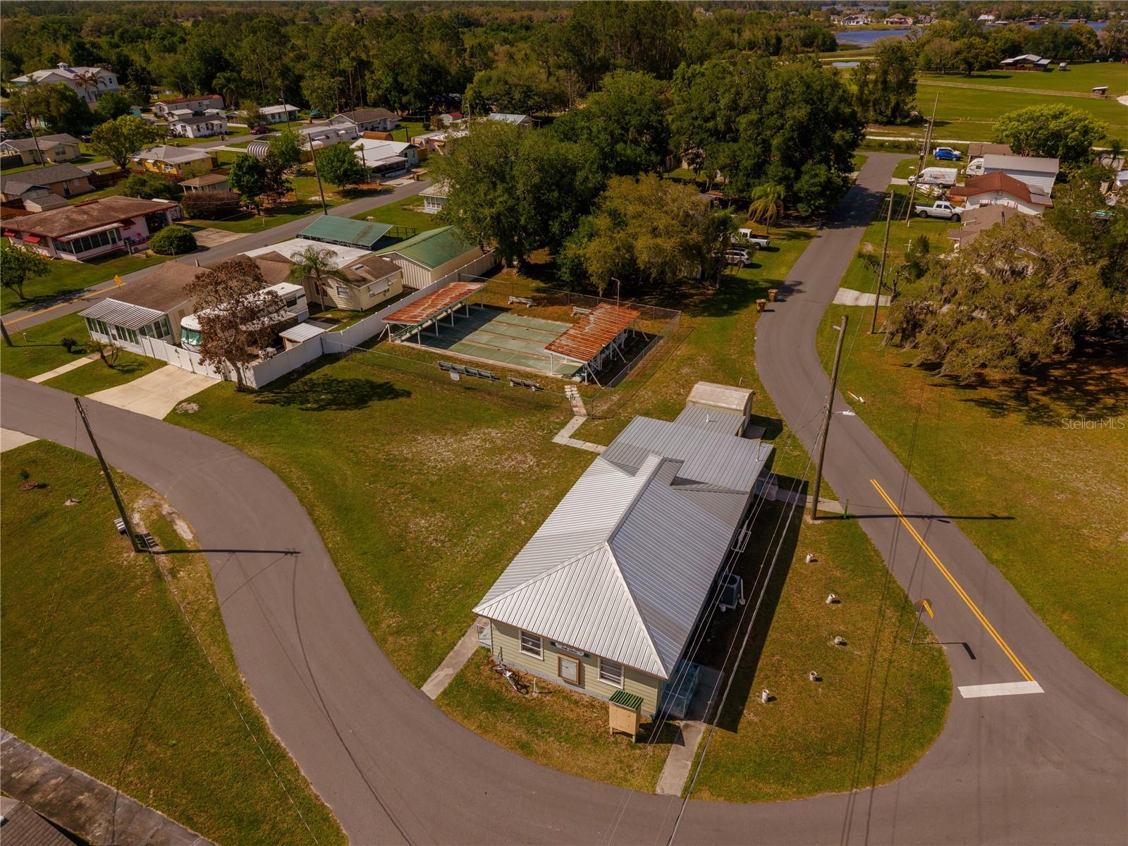 PINE GROVE PARK - Residential