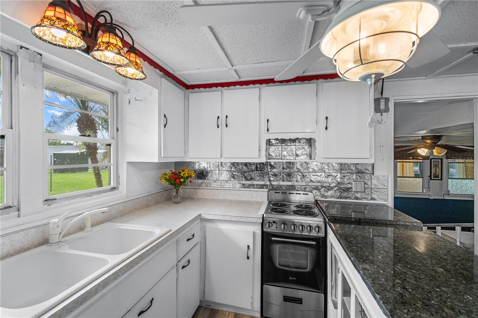 PINE GROVE PARK - Residential