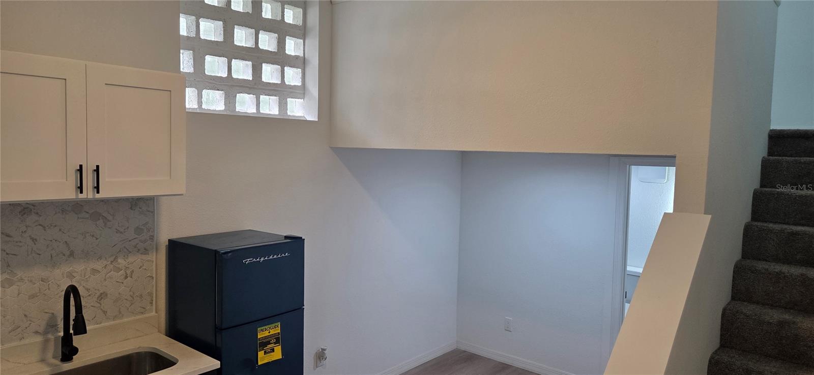 WYOMINA TER / CREST PARK - Residential