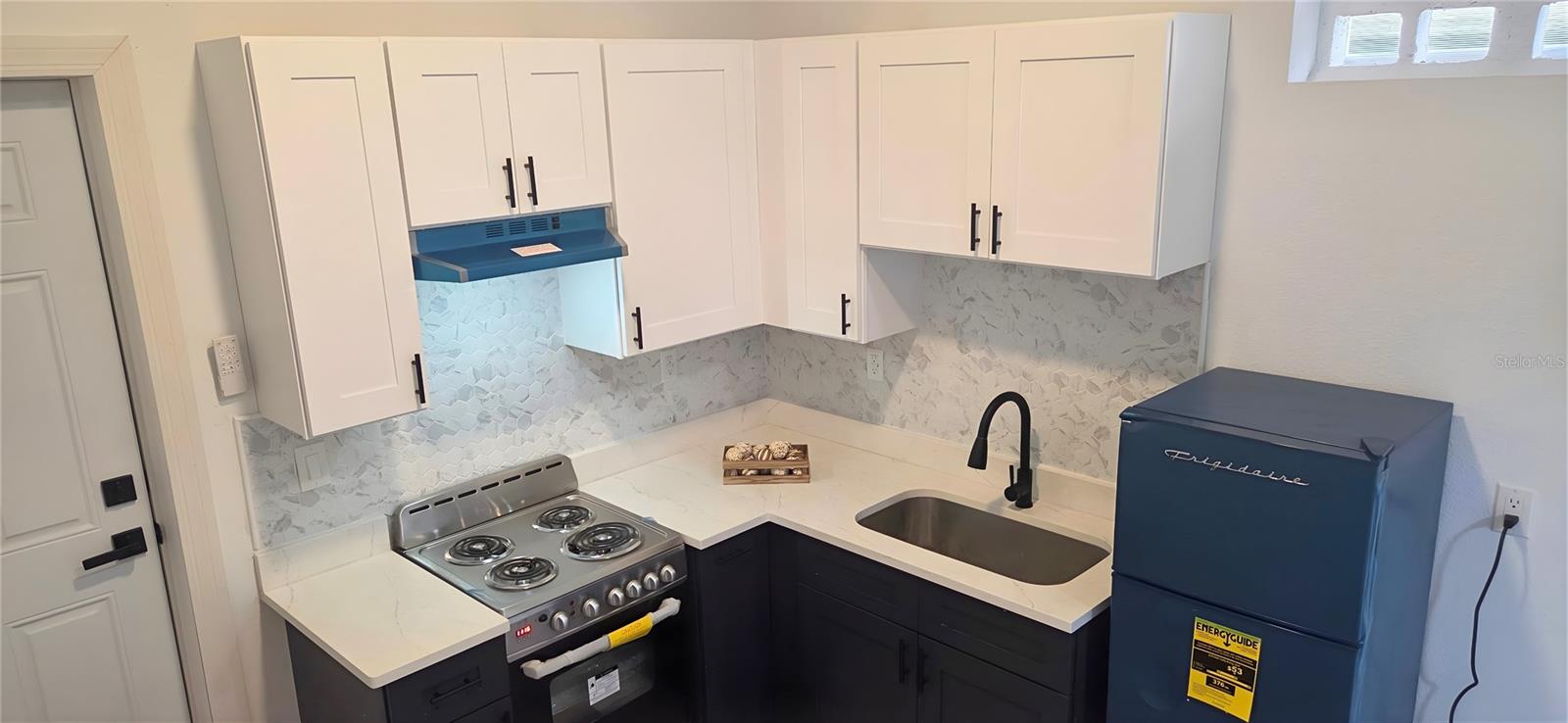 WYOMINA TER / CREST PARK - Residential