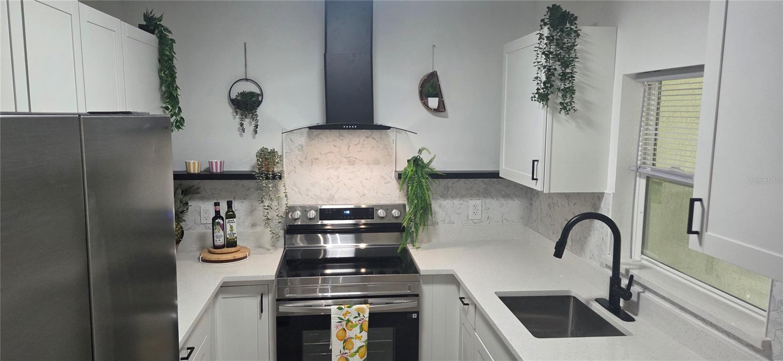 WYOMINA TER / CREST PARK - Residential