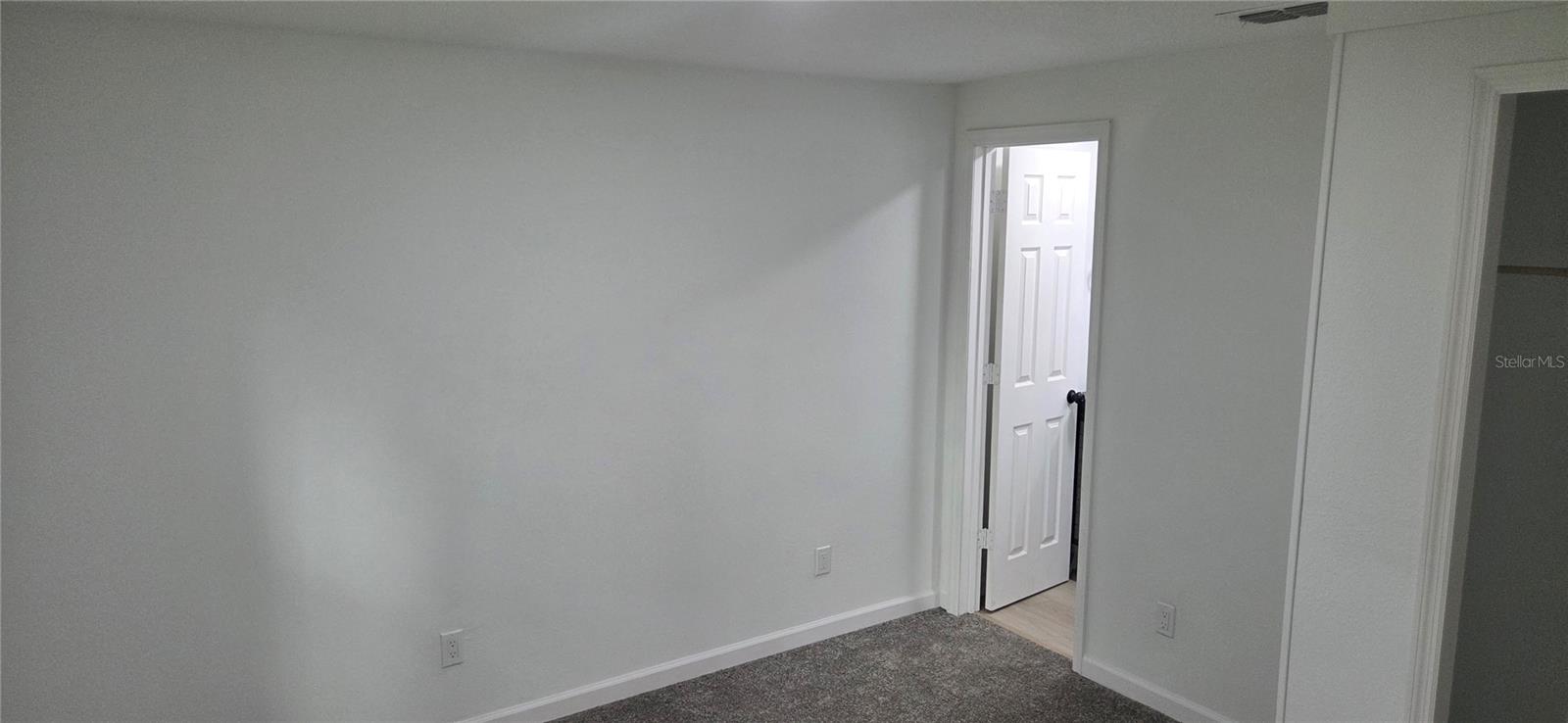 WYOMINA TER / CREST PARK - Residential