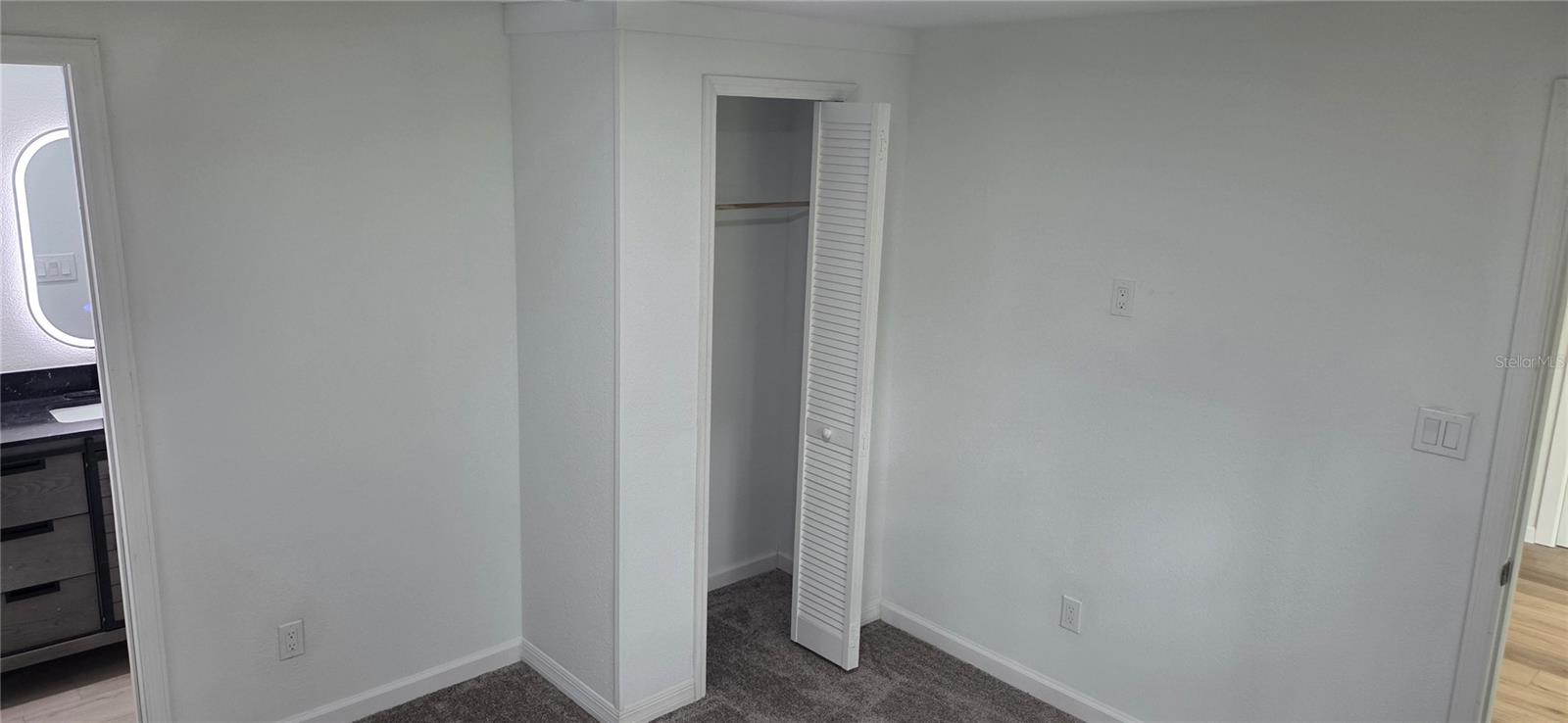 WYOMINA TER / CREST PARK - Residential