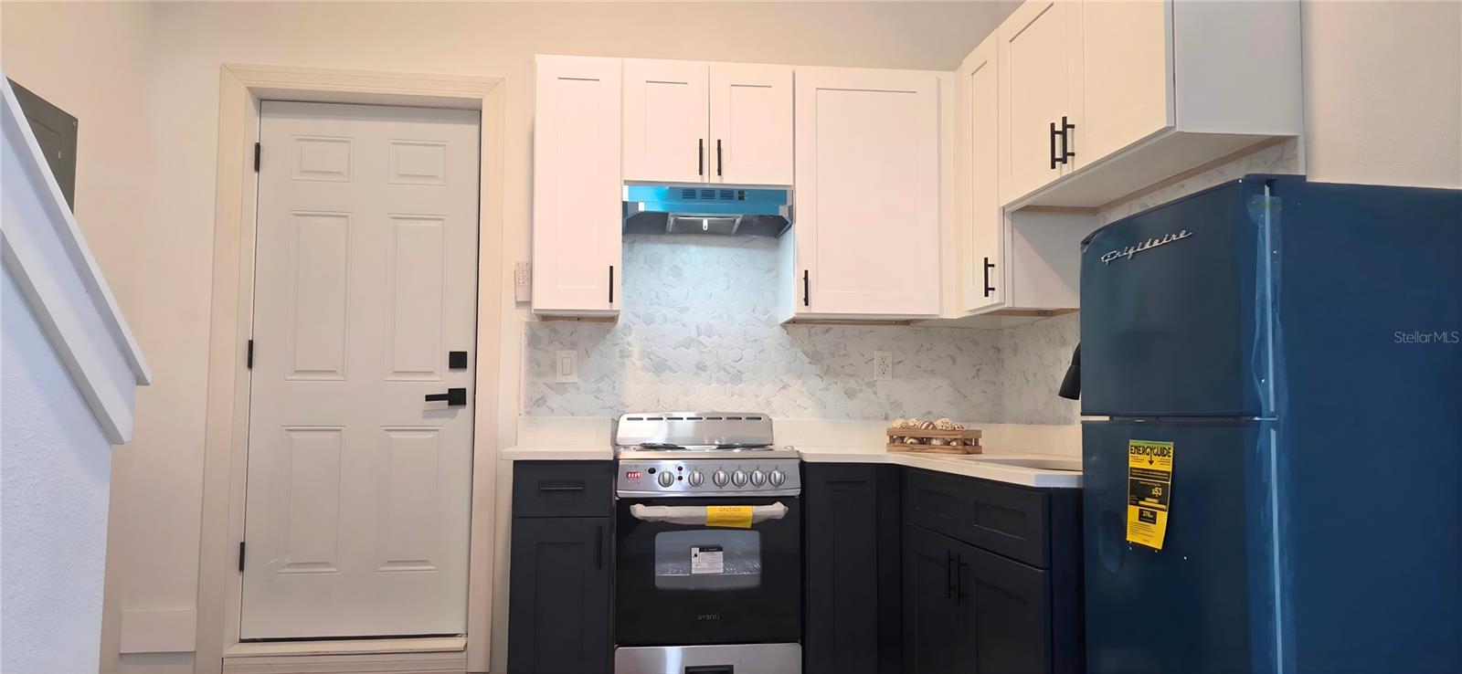 WYOMINA TER / CREST PARK - Residential