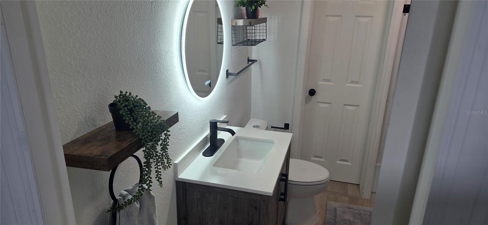 WYOMINA TER / CREST PARK - Residential