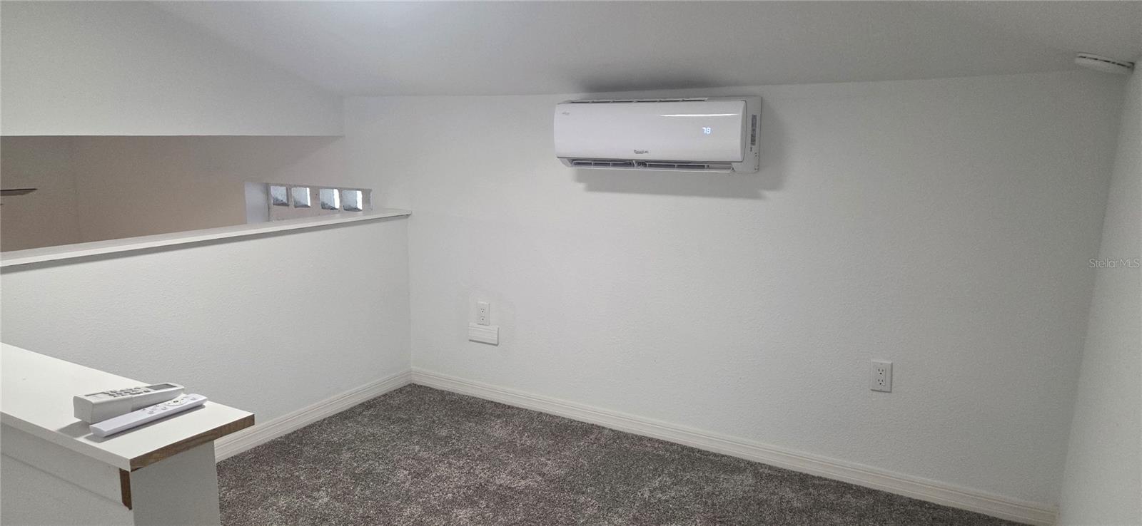 WYOMINA TER / CREST PARK - Residential