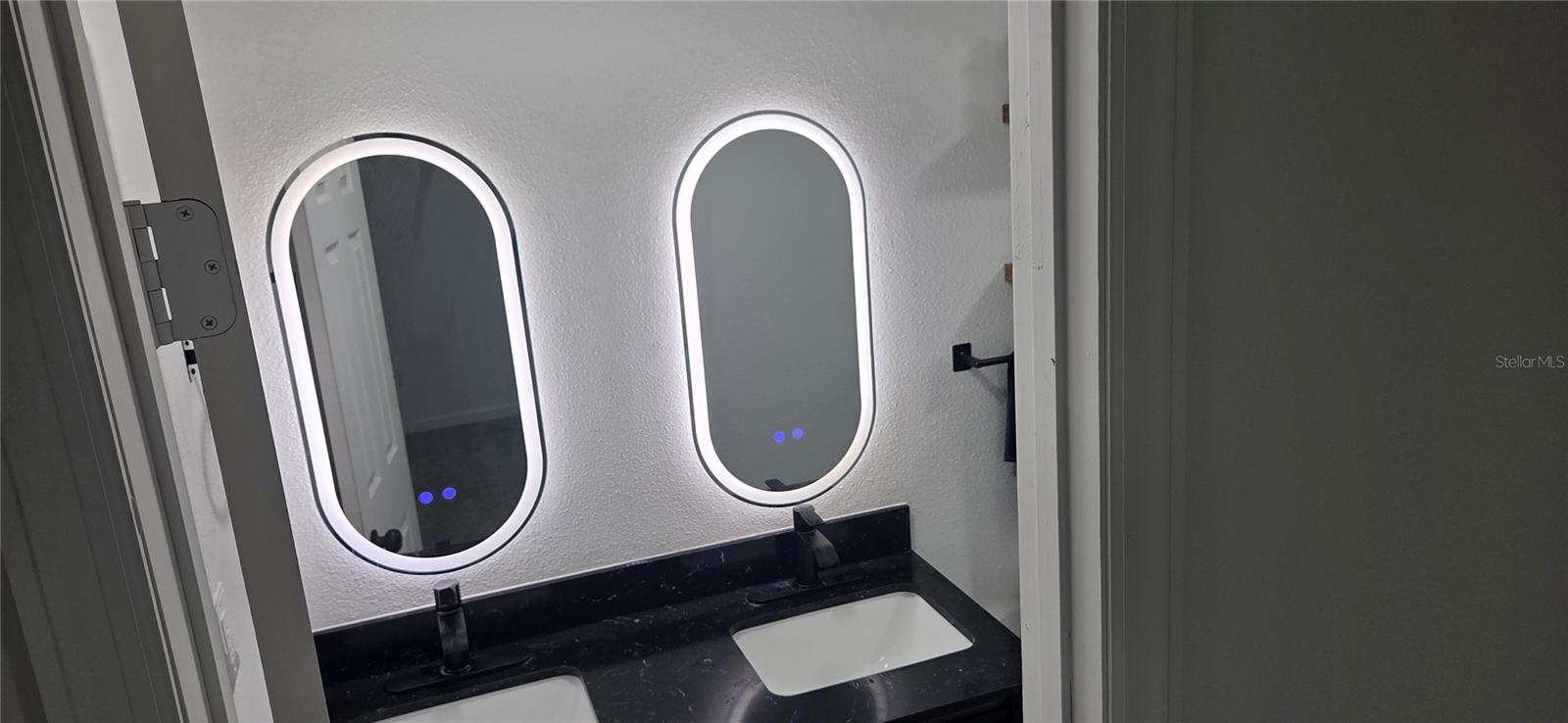 WYOMINA TER / CREST PARK - Residential